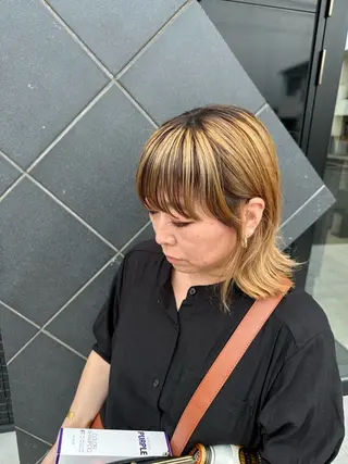 ミディアム カラー 下小鶴 優治のヘアスタイル
