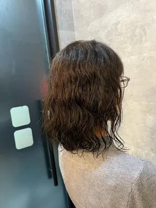 ショート パーマ イロアイヘアー Renのヘアスタイル