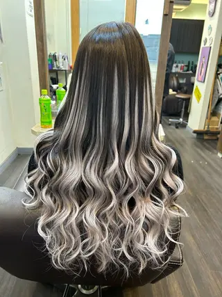 ロング カラー LaLaMoana Rickyのヘアスタイル