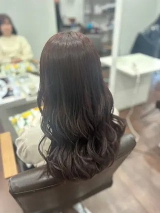 ロング カラー ヘアアレンジ 🤍 minaのヘアスタイル