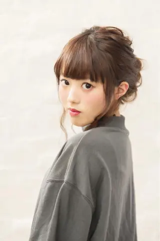 ロング ヘアアレンジ 乾 友恵のヘアスタイル