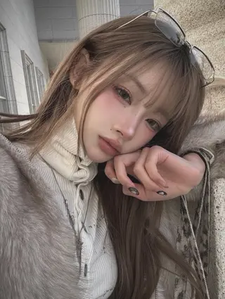 ロング 艶髪ハイトーンカラー 渋谷🎀ririkaのヘアスタイル