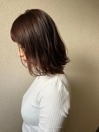 ミディアム カラー ツキノキ ミナのヘアスタイル