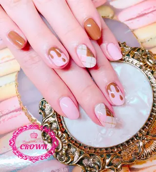 ネイル CROWN プライベートサロンのネイルデザイン
