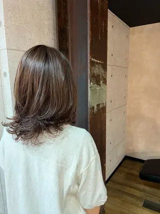 ミディアム 横浜／桜木町／艶髪 【Shin】亀井 真のヘアスタイル