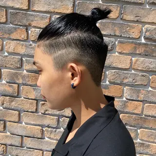 ショート 再現性◎✨艶髪🔆 川﨑友稀のヘアスタイル