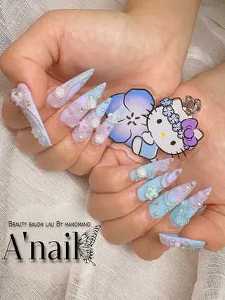 ネイル ﾗｳﾊﾞｲﾏﾉﾏﾉ✧ ARISSA🦋💜のネイルデザイン