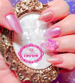 ネイル CROWN プライベートサロンのネイルデザイン