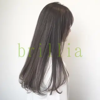 ロング シンマ チヒロのヘアスタイル