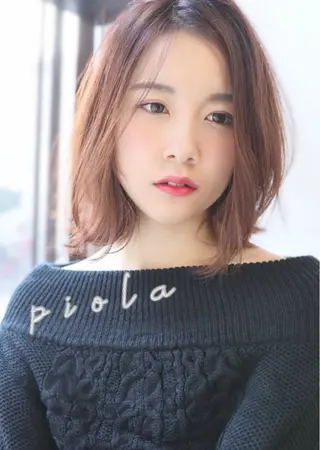 ミディアム カラー hide [大人女性向けヘア]のヘアスタイル