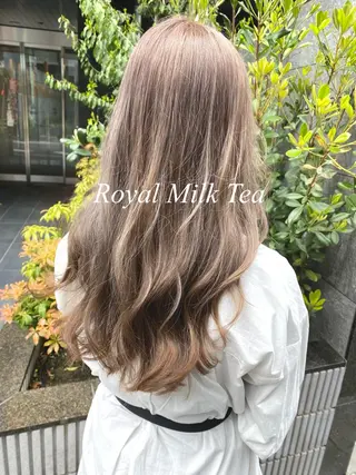 ロング カラー ブリーチカラー特化 U-topia小島のヘアスタイル