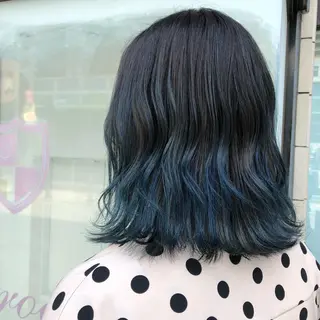 ミディアム カラー 相川 愛実のヘアスタイル
