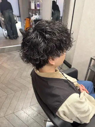 メンズ メンズパーマヒロ トのヘアスタイル