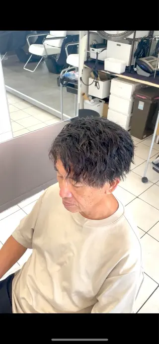 メンズ 成瀬スパイラル パーマ清水大隼のヘアスタイル