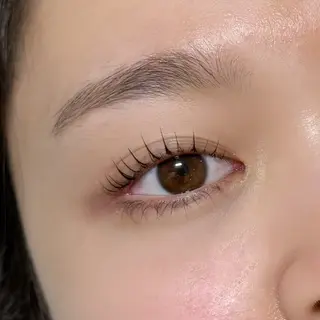 マツエク・マツパ m.wish Yuna🍒の眉毛・アイブロウイメージ