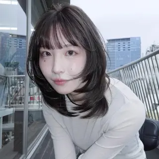 ミディアム カラー レイヤーカット ボブ 渋谷のヘアスタイル