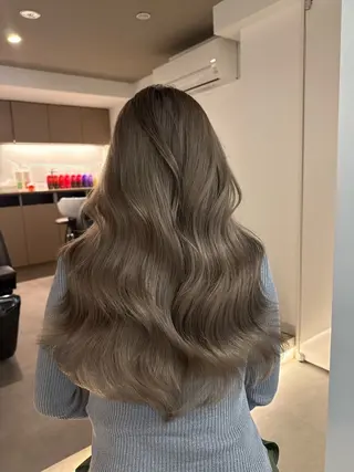 ロング カラー 🎀透明感× 赤み消し🎀正源のヘアスタイル