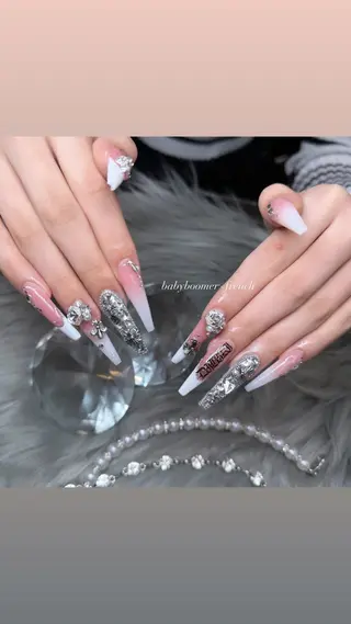 ネイル 加納 莉音のネイルデザイン