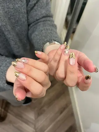 ネイル AT.1011(アトリエテンイレブン)所属・AT.1011 (ハルカ)のネイルデザイン