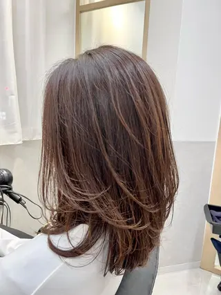 セミロング カラー 天野 涼のヘアスタイル