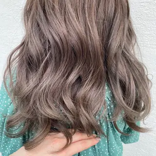ロング カラー パーマ ヘアアレンジ ちひろ /似合わせカラーのヘアスタイル