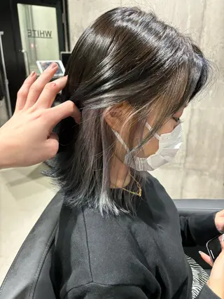 ミディアム カラー ヘアアレンジ _WHITE / KENTOのヘアスタイル