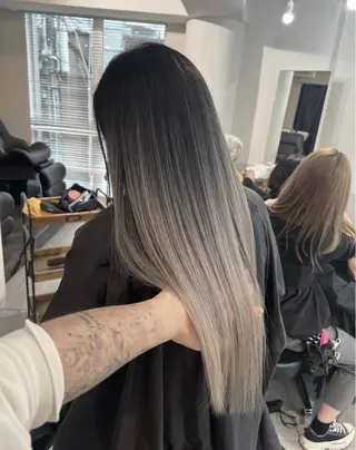 ロング カラー ROBIN所属・指名数No.1 /NAOYAのヘアスタイル