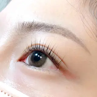 マツエク・マツパ アイデザイナー 山下の眉毛・アイブロウイメージ