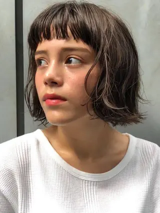 ショート ボブ♡柔らかいカラー 實松栞理のヘアスタイル