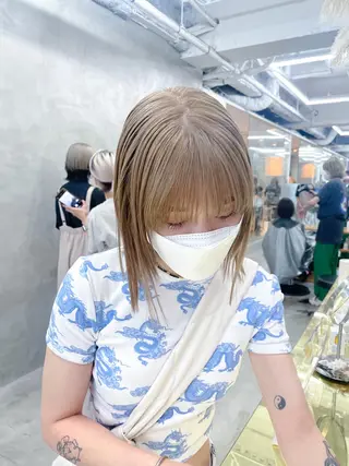 ショート カラー レイヤーカット 🪩yurikaのヘアスタイル