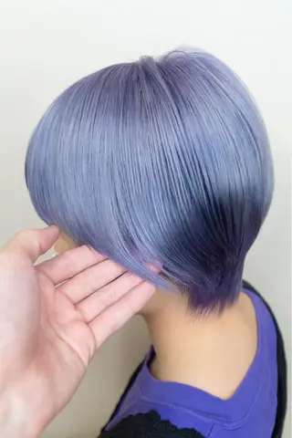 ショート カラー ✨デザインカラー✨ ハイトーン　森貴章のヘアスタイル