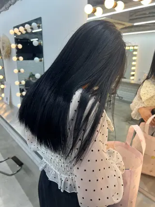 ロング 奥田 葵のヘアスタイル