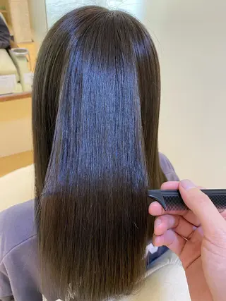 セミロング カラー 『髪質改善』服部 隆志のヘアスタイル