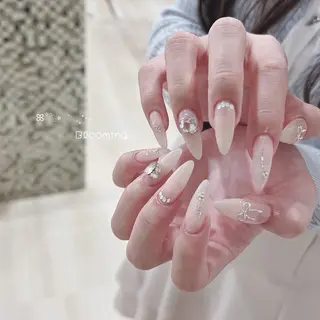 ネイル KURE ISAKIのネイルデザイン