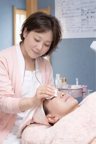 メナードフェイシャルサロン名古屋丸の内ヒルズ店所属・山中 京子のエステ・リラクイメージ