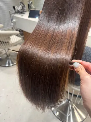 透明感カラー／ 縮毛矯正／まりなのヘアスタイル