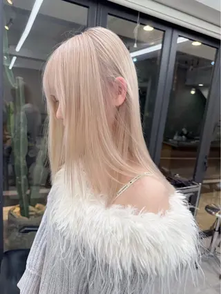 ミディアム A M Iのヘアスタイル
