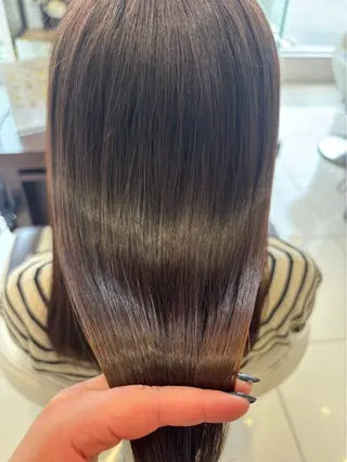 ロング カラー 福冨 由梛のヘアスタイル