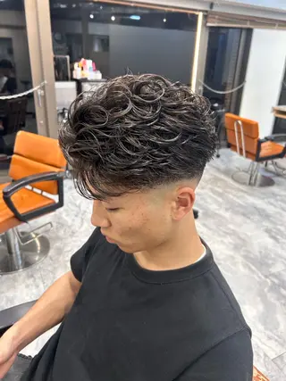 パーマ メンズ ひかり HAZELのヘアスタイル
