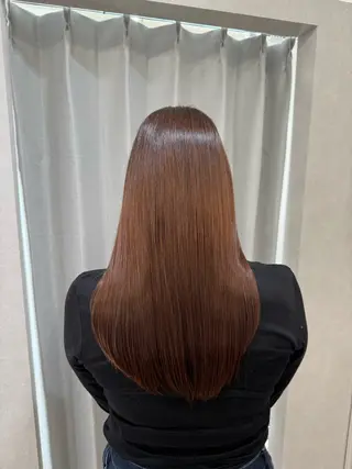 ロング 炭屋 波音のヘアスタイル