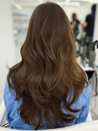 ロング カラー 顔まわりの神様✨ 透明感カラー藤嶋秀幸のヘアスタイル