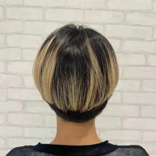 ショート カラー ULTOWA/銀座 ERIのヘアスタイル