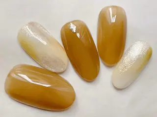 ミディアム ネイル Nagumo Mのネイルデザイン