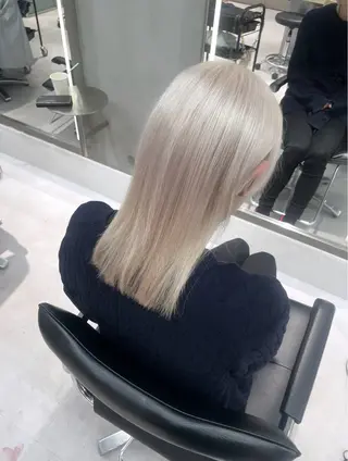 セミロング カラー 湯田 竜也のヘアスタイル