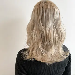 ミディアム ヘアアレンジ ヘアメイク new meのヘアスタイル