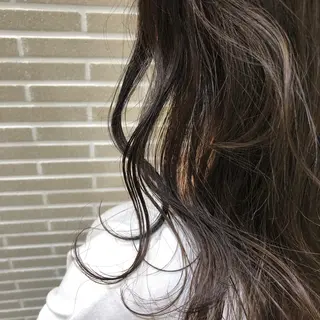 ロング カラー 山北 咲子のヘアスタイル