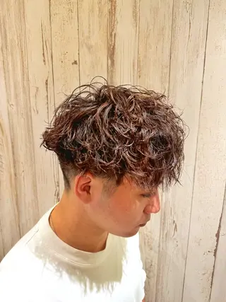 ショート パーマ メンズ 増田 祐のヘアスタイル
