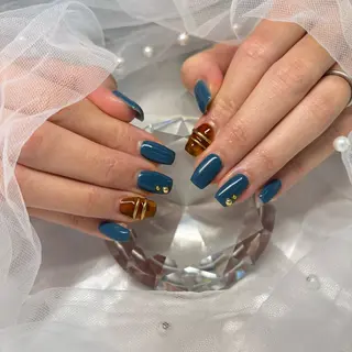 ネイル ハイビスカス ネイルサロンのネイルデザイン