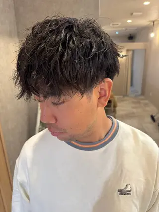ショート パーマ メンズ 仲井 康己のヘアスタイル