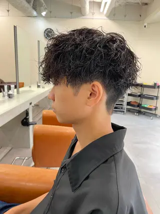 パーマ メンズ 大阪美容師 井上智博のヘアスタイル